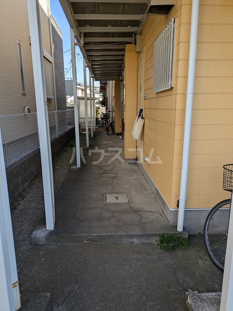 19/27 エントランス