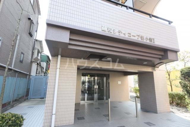 19/29 エントランス