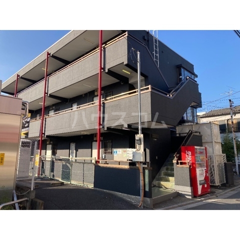 25/30 エントランス