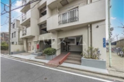 4/8 エントランス