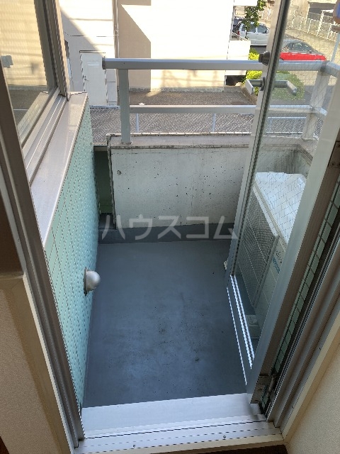 21/30 バルコニー