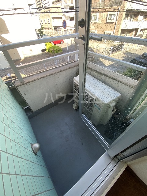 20/30 バルコニー