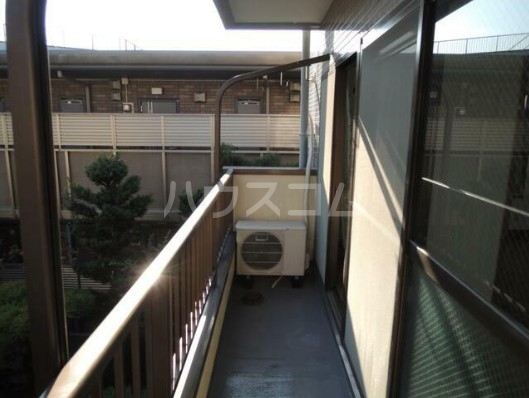 16/22 バルコニー