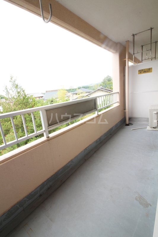 23/30 バルコニー