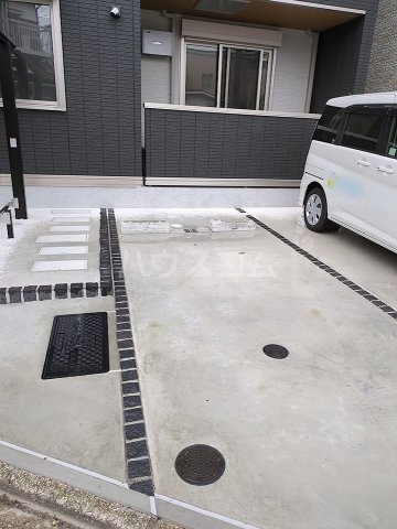 22/30 駐車場