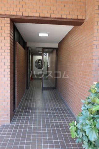 20/29 エントランス