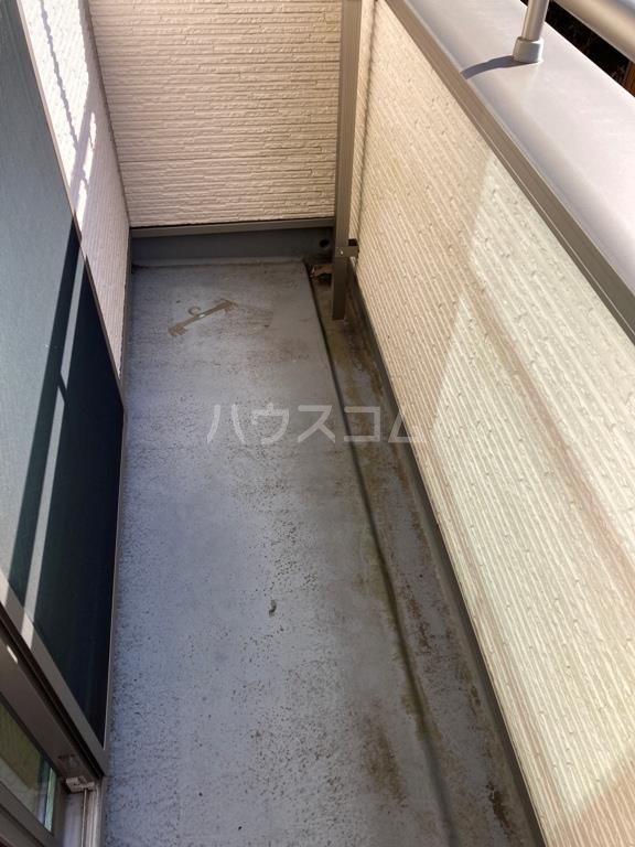 13/20 バルコニー