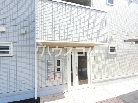 18/20 エントランス