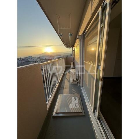 15/22 バルコニー