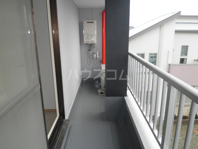 13/21 バルコニー