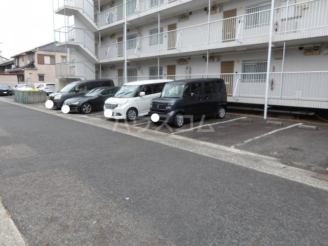 20/21 駐車場