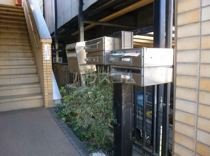 16/26 エントランス