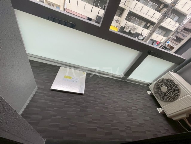 17/30 バルコニー