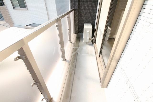 13/18 バルコニー