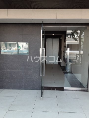 14/18 エントランス