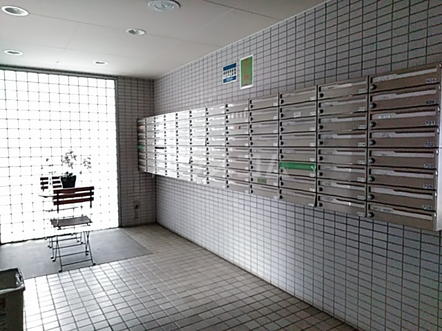 19/29 エントランス