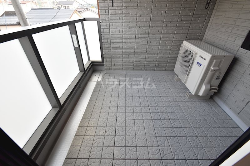 15/28 バルコニー