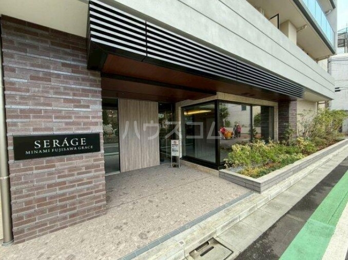 19/22 エントランス