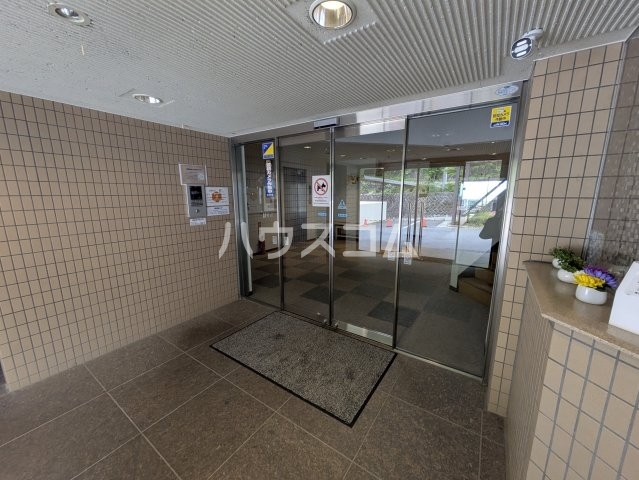 15/20 エントランス