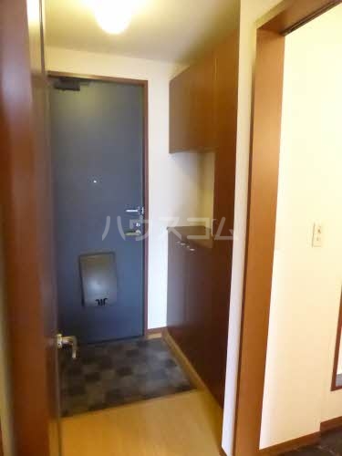 15/22 エントランス