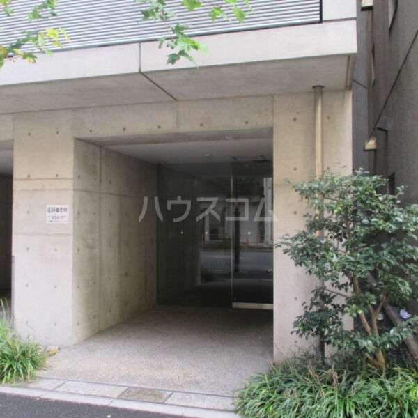 13/20 エントランス