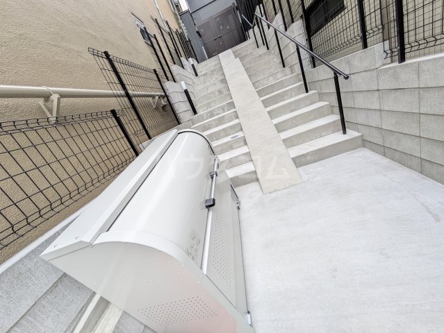 3/4 エントランス