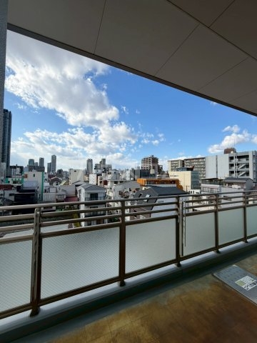 18/30 バルコニー