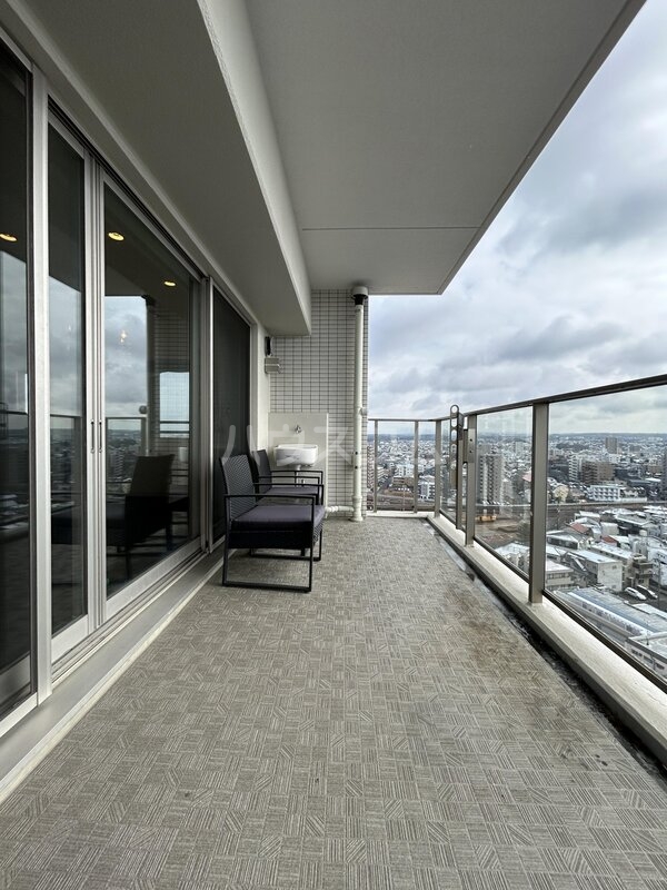 19/29 バルコニー