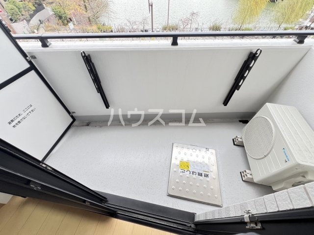 13/22 バルコニー