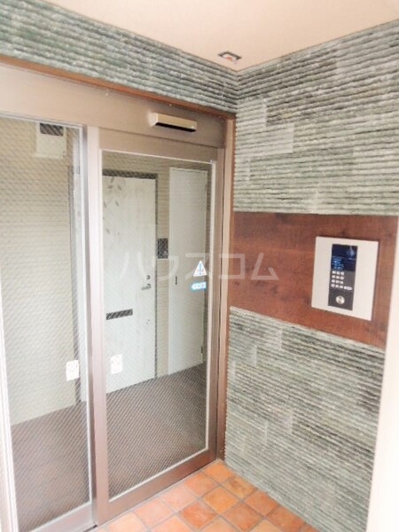 14/24 エントランス