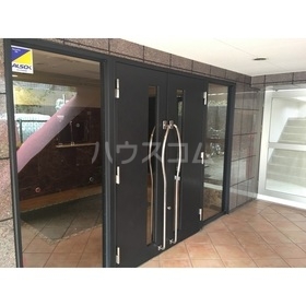 15/22 エントランス