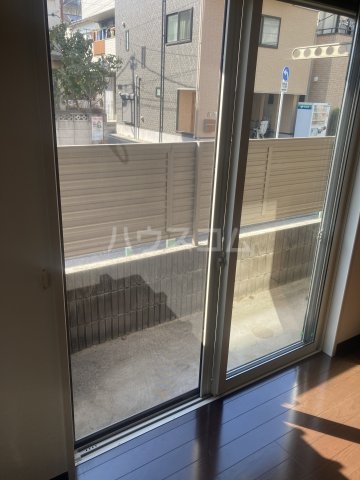 23/30 バルコニー