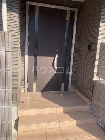 28/30 エントランス