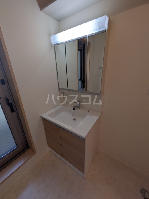 13/28 洗面
