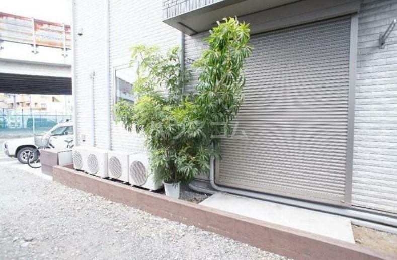 2/3 エントランス