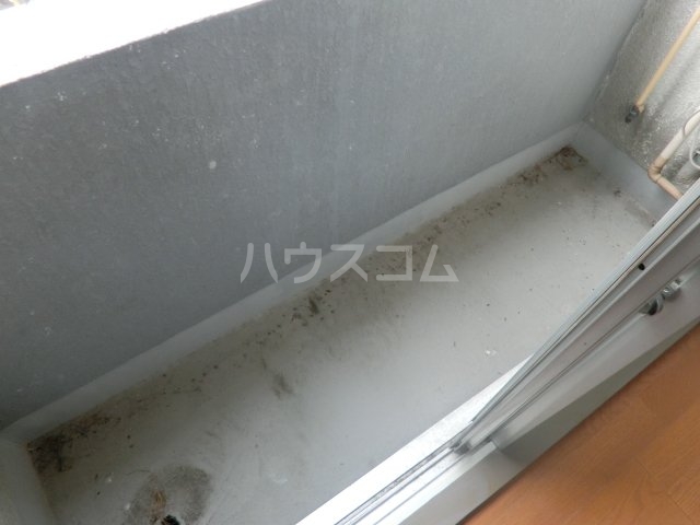 16/27 バルコニー