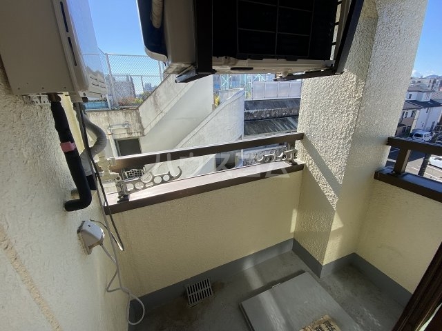 16/28 バルコニー