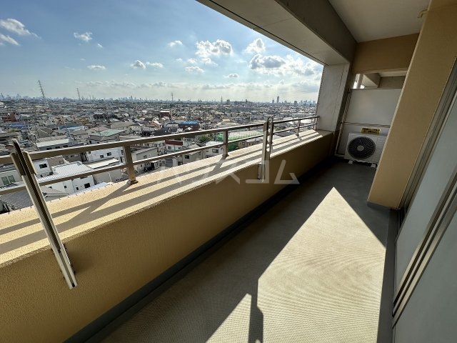 23/30 バルコニー