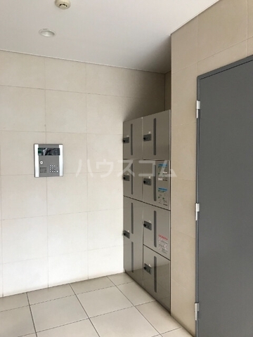 17/25 エントランス