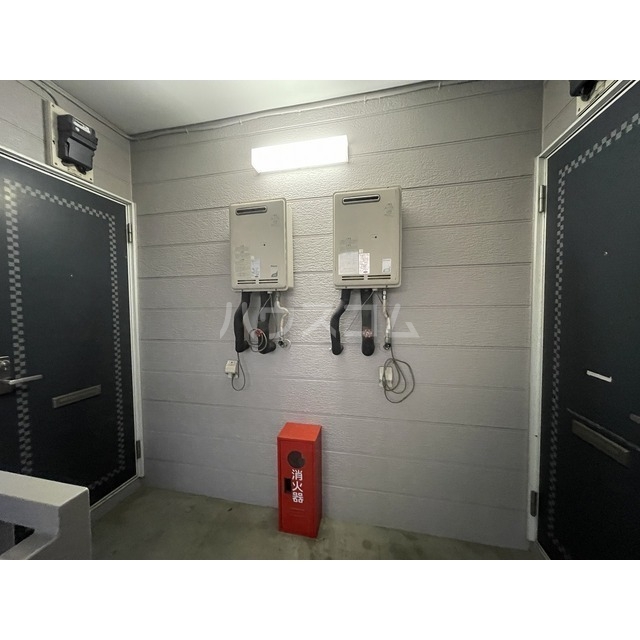 2/5 エントランス