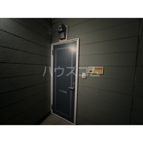 17/28 エントランス