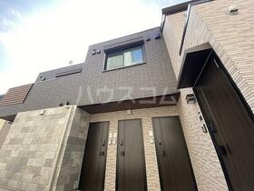 15/22 エントランス