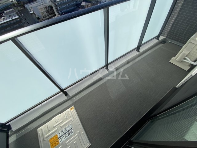 16/27 バルコニー