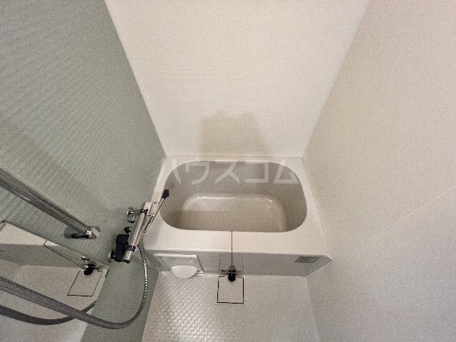 14/30 浴室