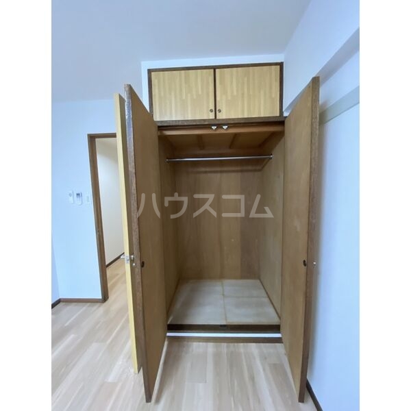 16/22 エントランス