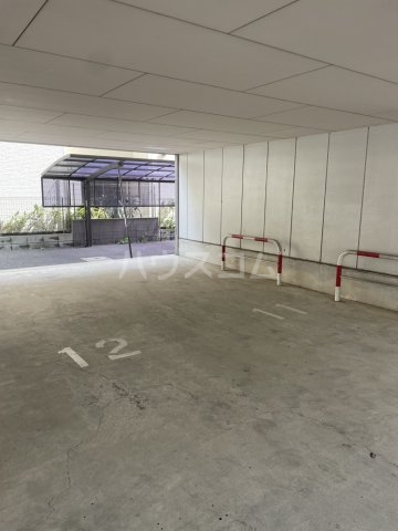 25/29 駐車場