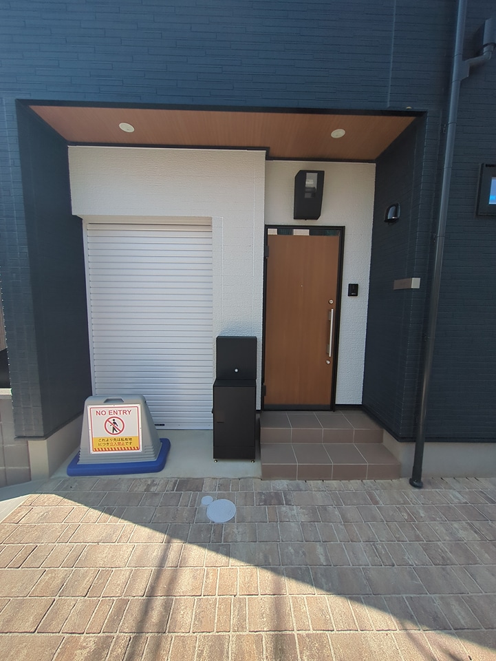 13/30 玄関