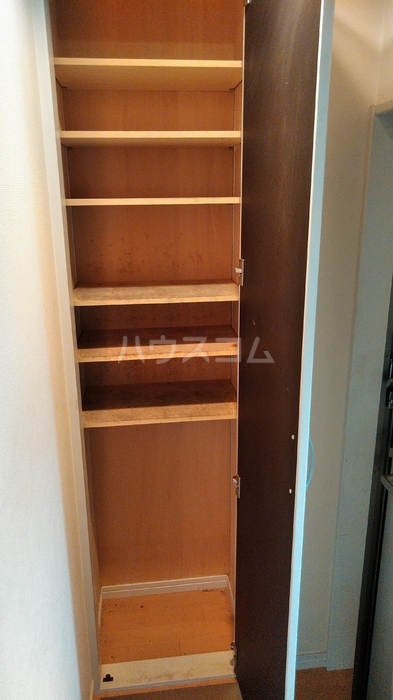 17/19 エントランス