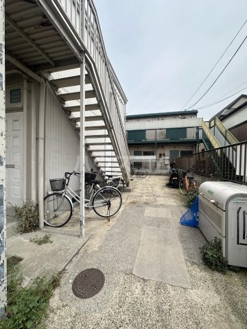 22/30 エントランス