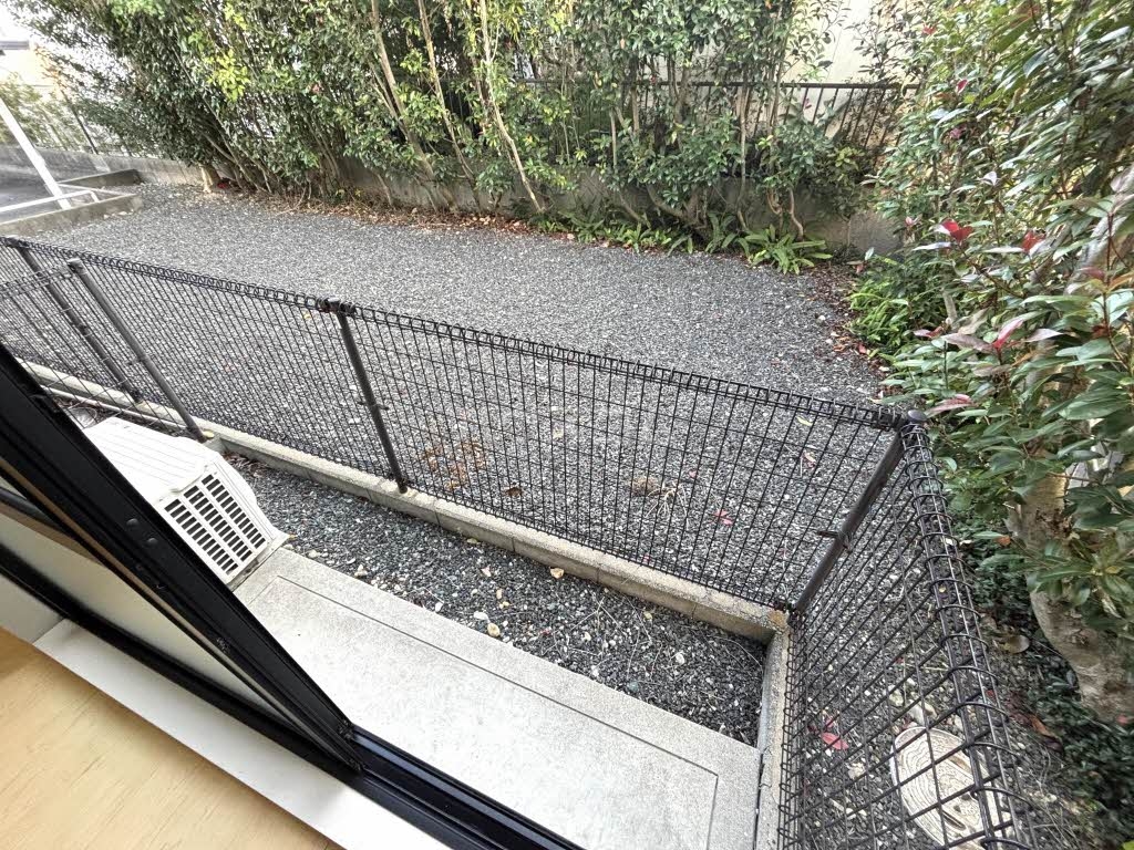 13/23 バルコニー